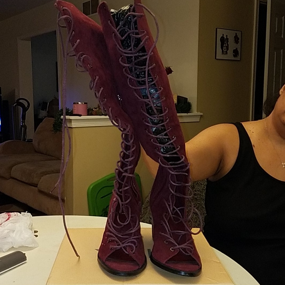 Womens tie up shoe boot